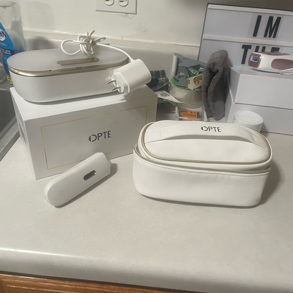 NIB OPTE Precision Skincare Device - Picture 3 of 5